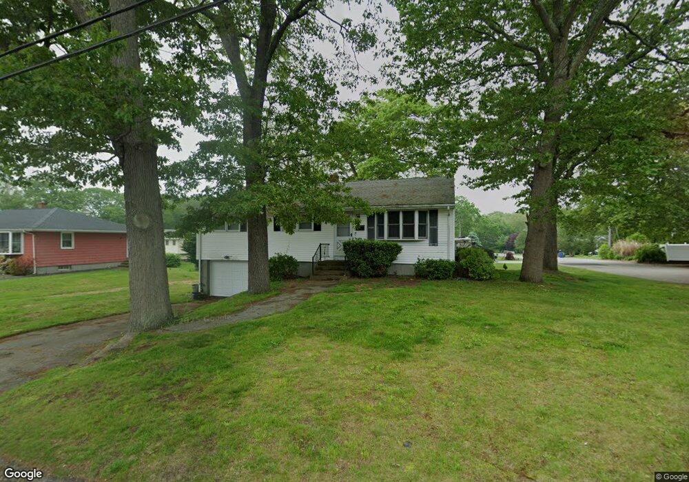 35 Boiling Spring Ave, Westerly, RI 02891 - photo 1