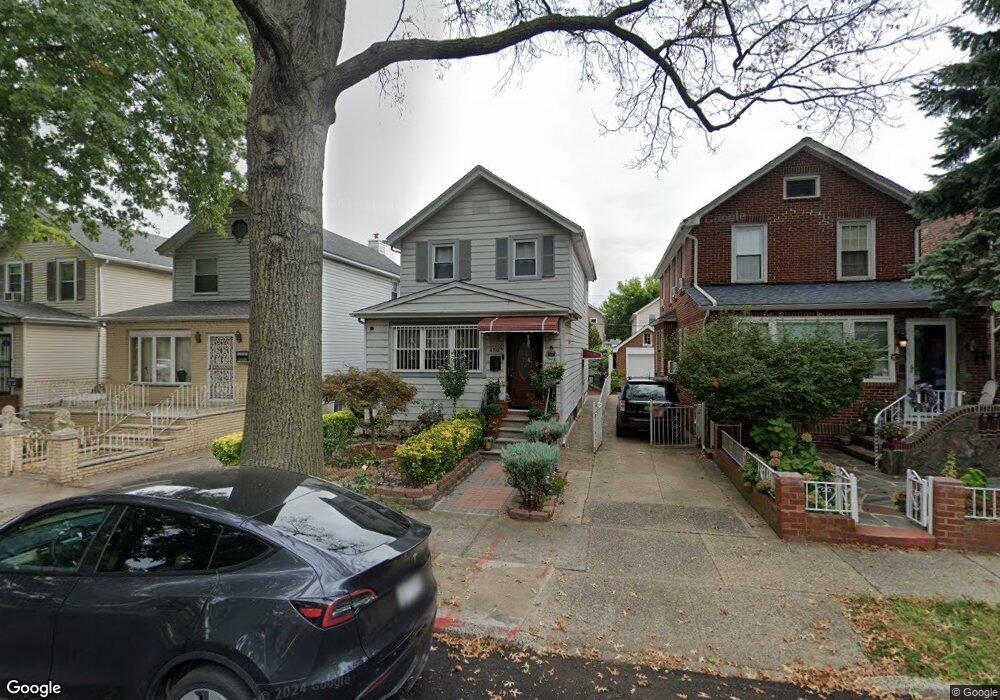 4507 Utopia Pkwy, Flushing, NY 11358 - photo 1