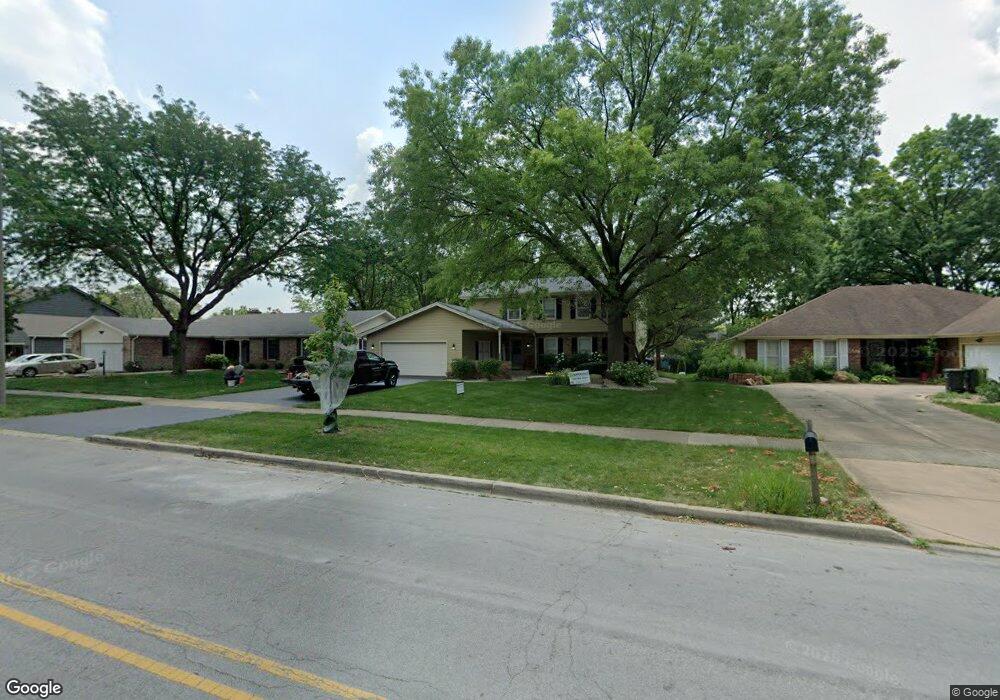 1208 E Gartner Rd, Naperville, IL 60540 - photo 1