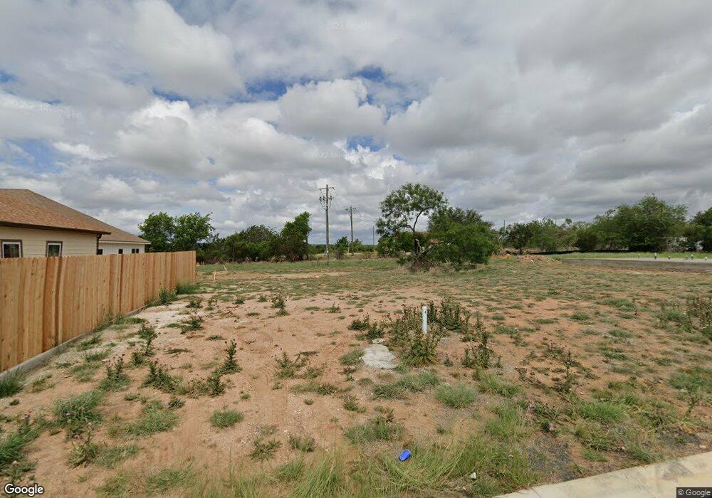 145 Feather Way unit 4, Fredericksburg, TX 78624 - photo 1