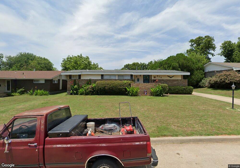 213 Lakewood Blvd, Duncan, OK 73533 - photo 1