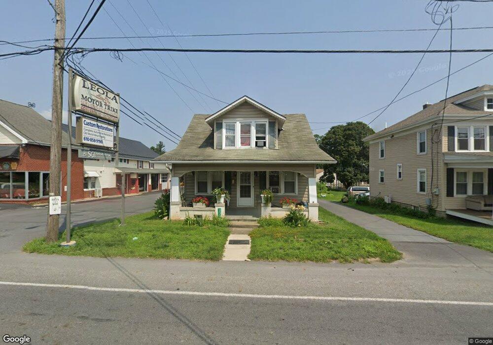 233 W Main St, Leola, PA 17540 - photo 1