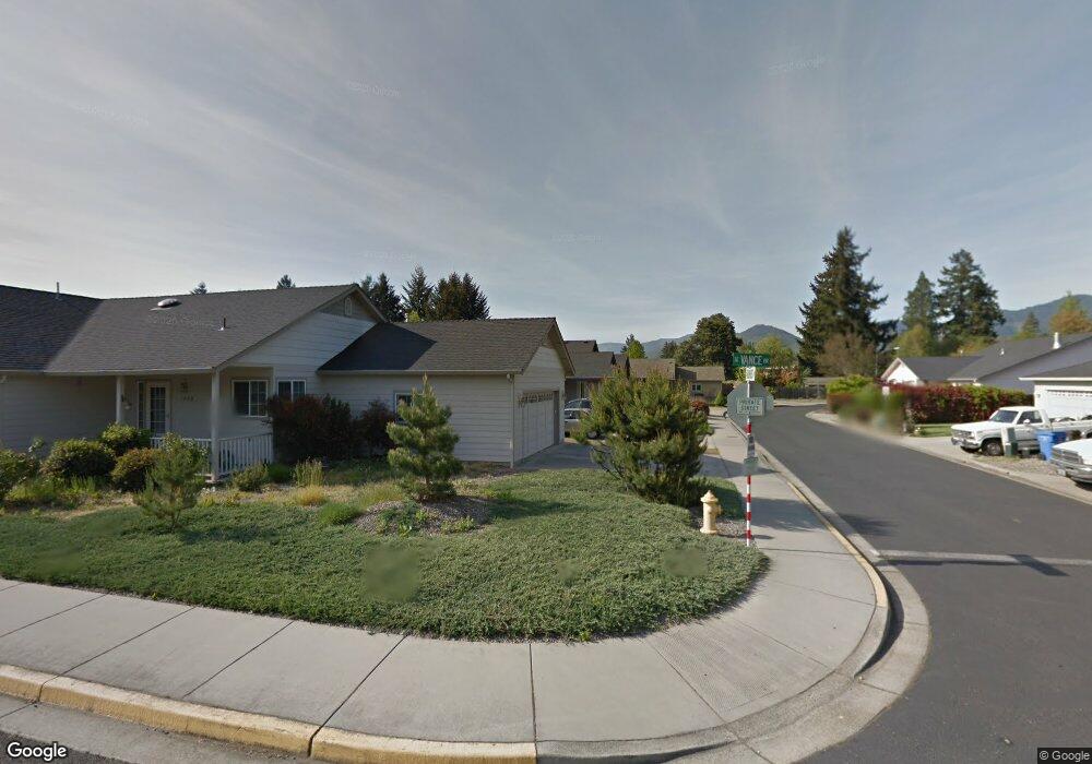 1724 Brookhurst Way, Grants Pass, OR 97527 - photo 1