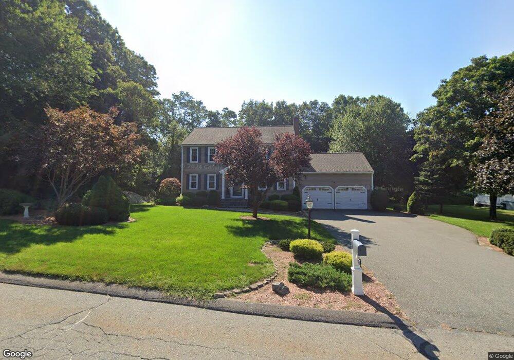 4 Spruce Cir, Hopedale, MA 01747 - photo 1