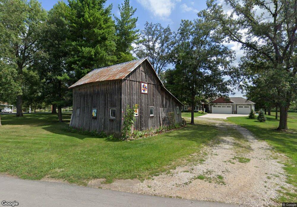 805 Hendricks St, Berne, IN 46711 - photo 1