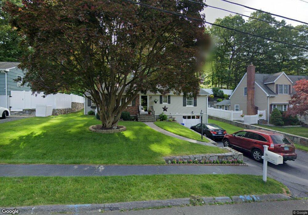 18 Cobblers Ln, Norwalk, CT 06851 - photo 1