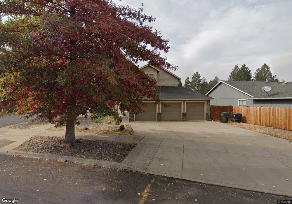 63283 NW Lavacrest St, Bend, OR 97703 - photo 1