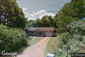 305 W Rosewood St, Hugo, OK 74743
