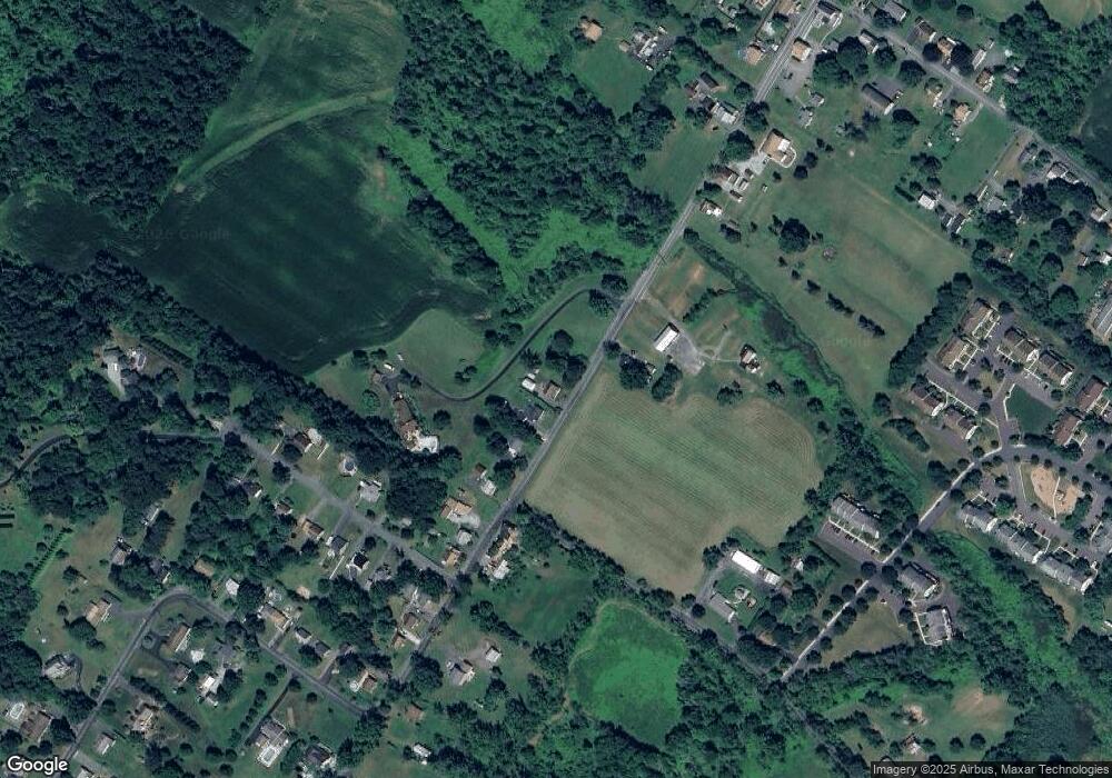 814 Englesville Hill Rd, Boyertown, PA 19512 - photo 1