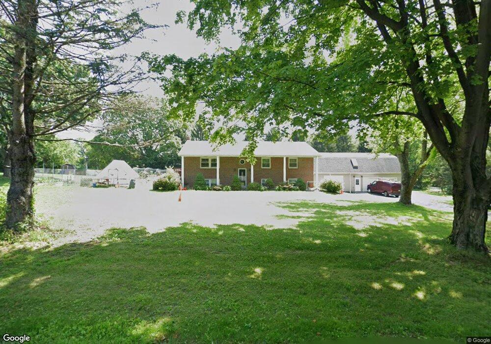 500 Hilldale Dr, Bath, PA 18014 - photo 1