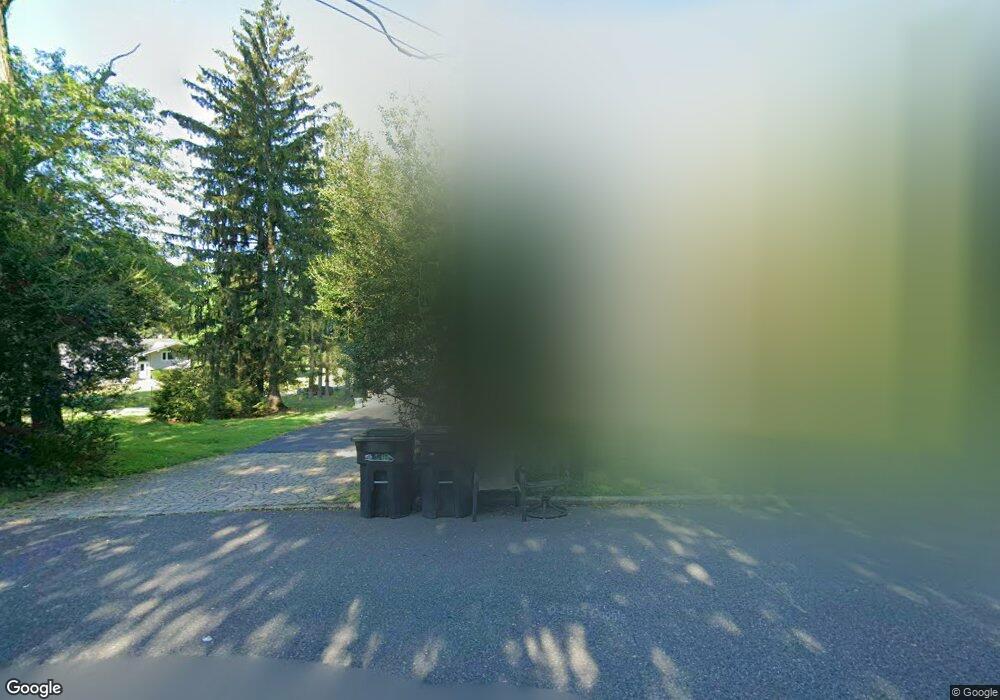 7 Hampton Rd, Airmont, NY 10901 - photo 1