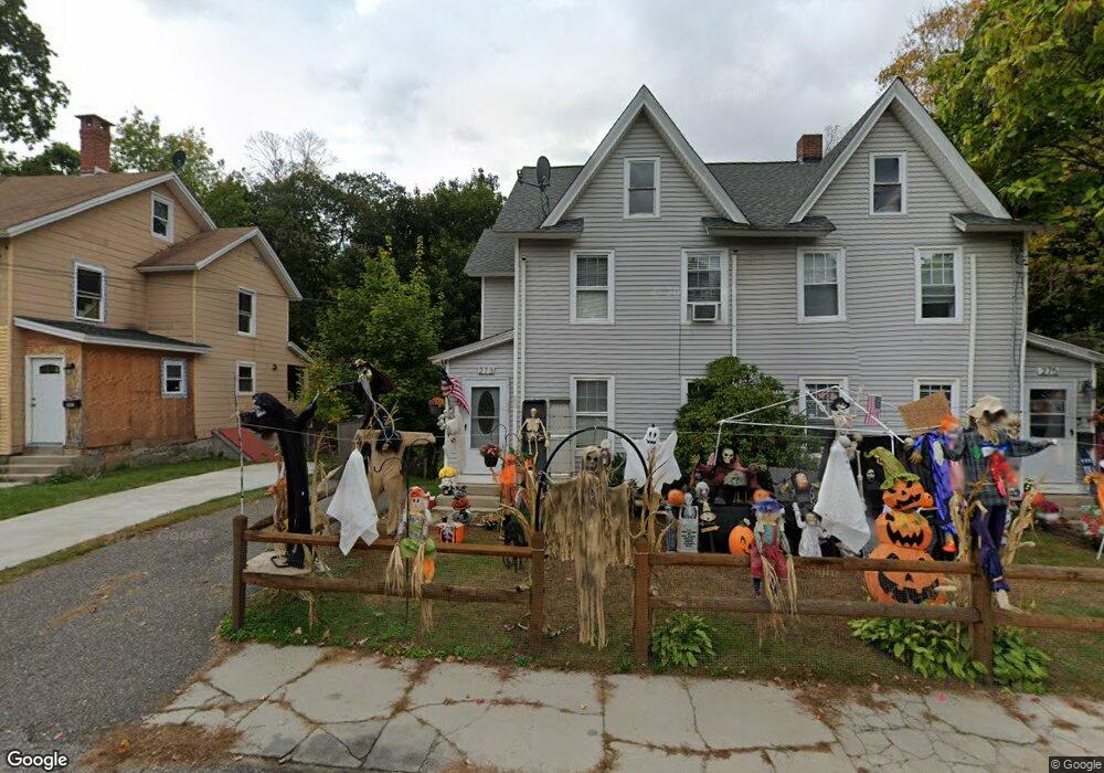 273 Oak St unit 275, Winsted, CT 06098 - photo 1