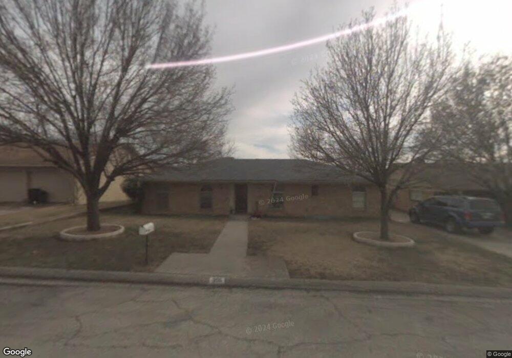 306 Fairfield St, Gainesville, TX 76240 - photo 1