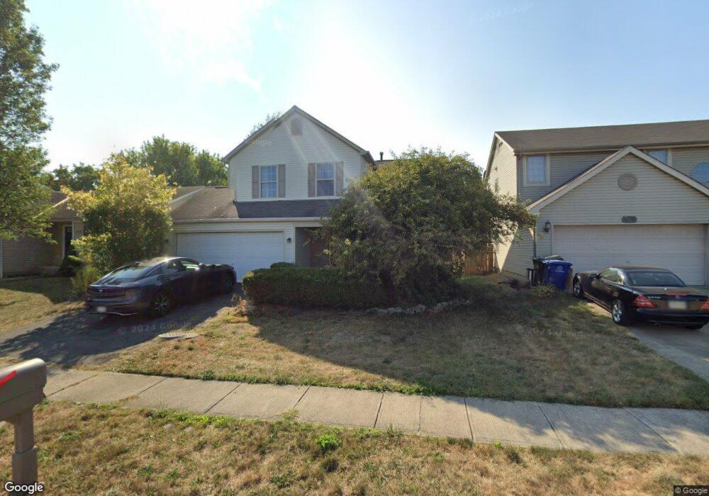 6685 Laburnum Dr, Canal Winchester, OH 43110 - photo 1