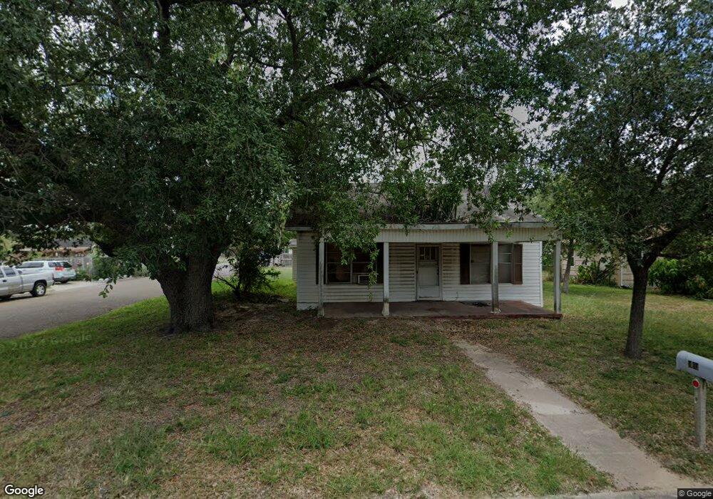 810 S Kansas Ave, Weslaco, TX 78596 - photo 1