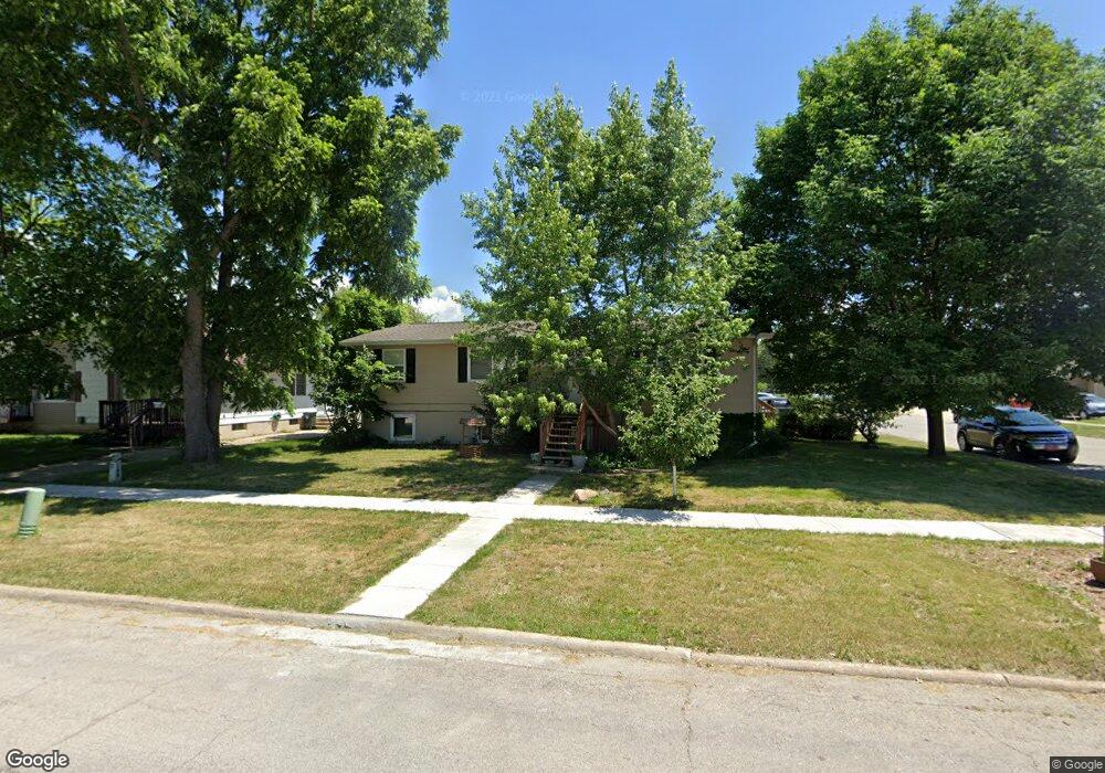 2022 Washington St, Cedar Falls, IA 50613 - photo 1