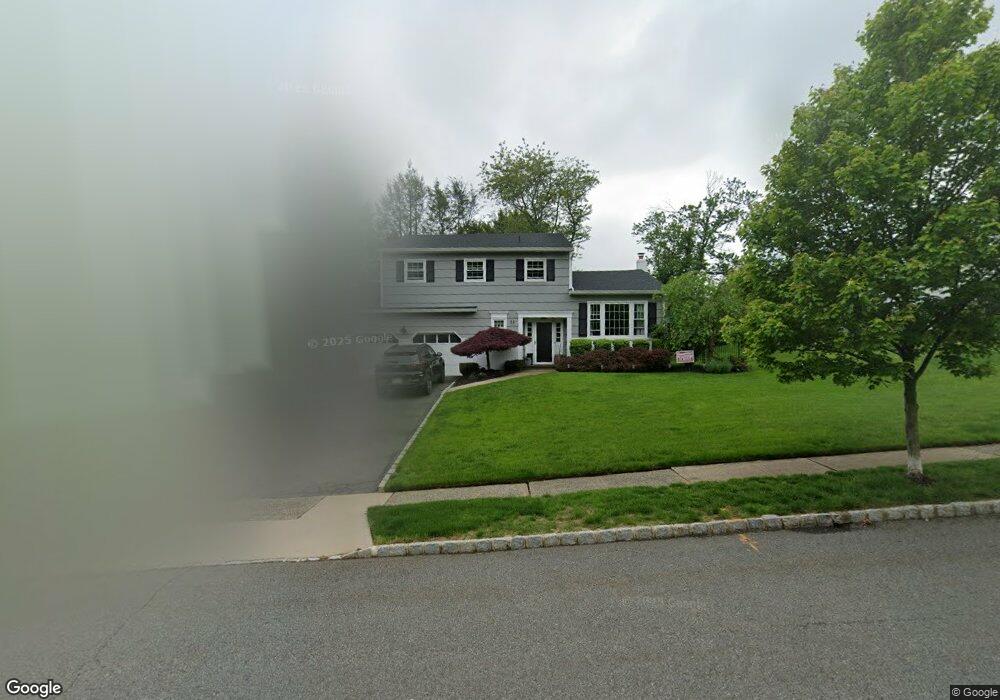 11 Laurel Ct, Verona, NJ 07044 - photo 1
