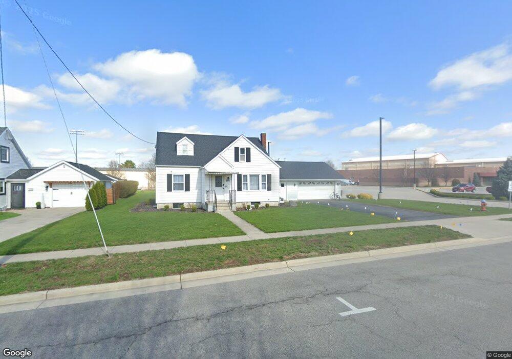 209 N Third St, Kalida, OH 45853 - photo 1