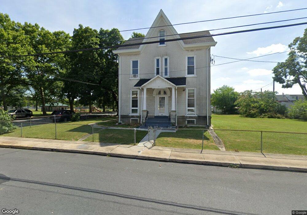 742 S Filmore St, Allentown, PA 18103 - photo 1