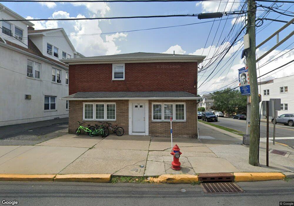 701 Ridge Rd unit 8, Lyndhurst, NJ 07071 - photo 1