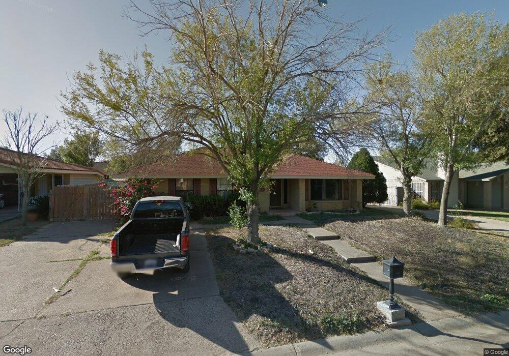 1311 Hibiscus Ln, Laredo, TX 78041 - photo 1