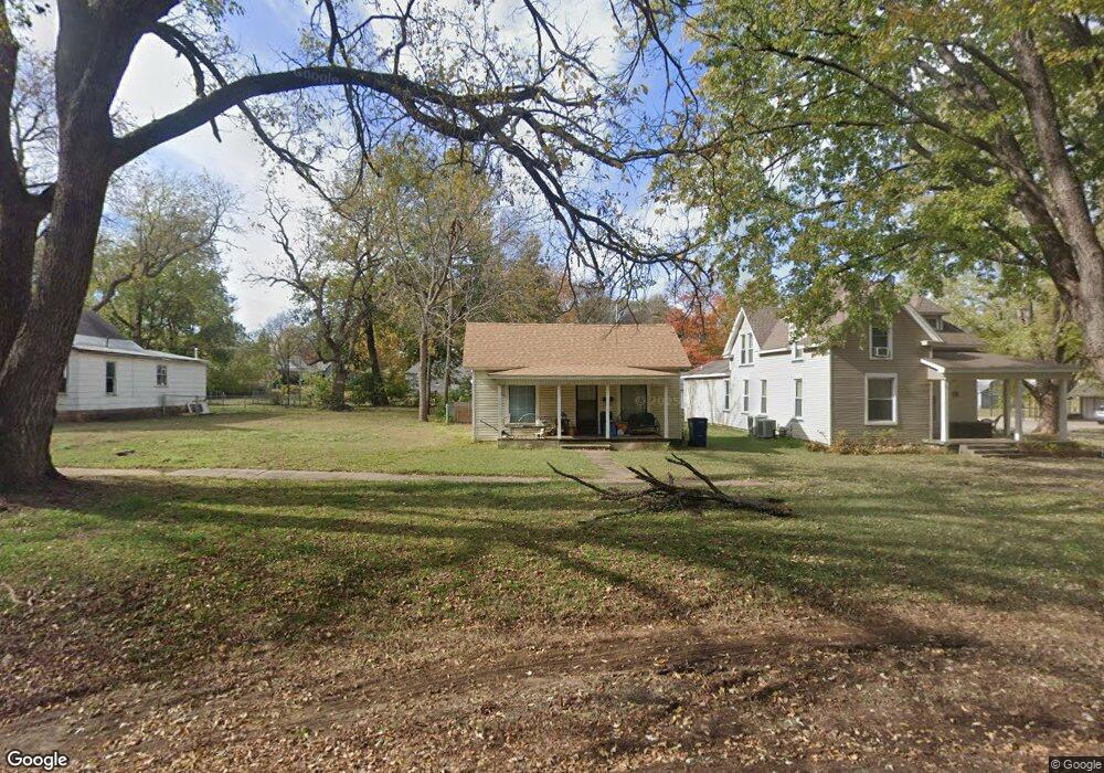 108 N Vine Ave, Cleveland, OK 74020 - photo 1