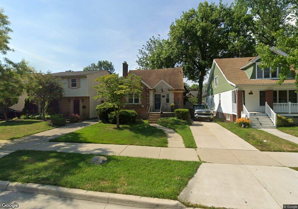 1713 Anita Ave unit Bldg-Unit, Grosse Pointe Woods, MI 48236 - photo 1