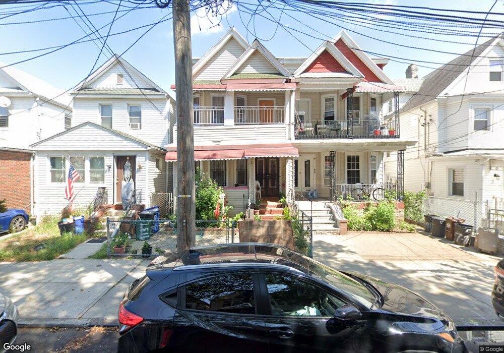 9137 109th St, Richmond Hill, NY 11418 - photo 1