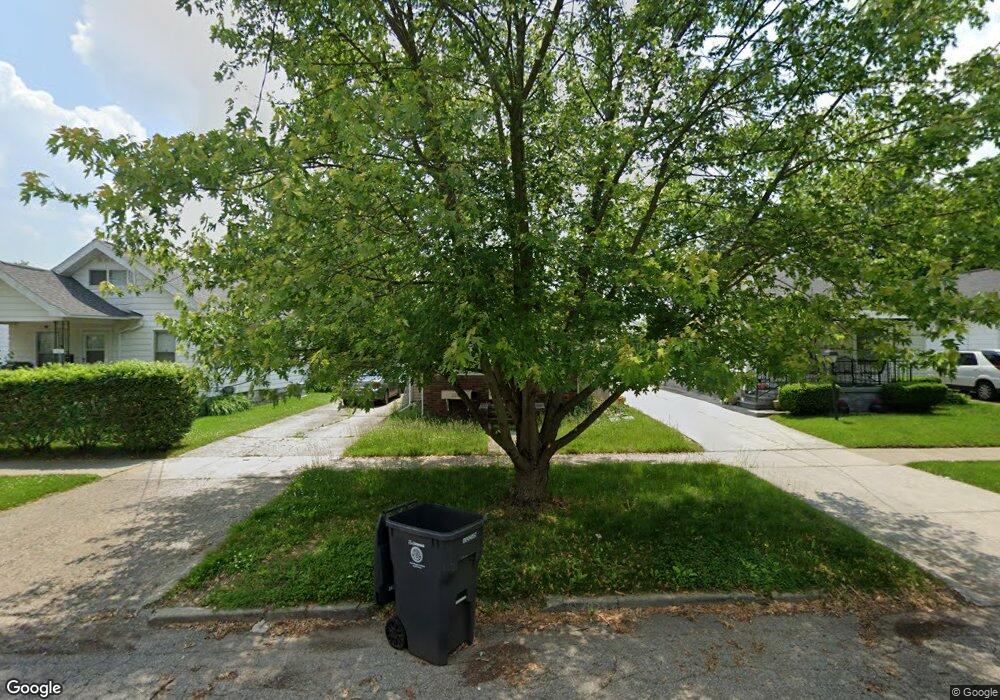 2207 Swayze St, Flint, MI 48503 - photo 1