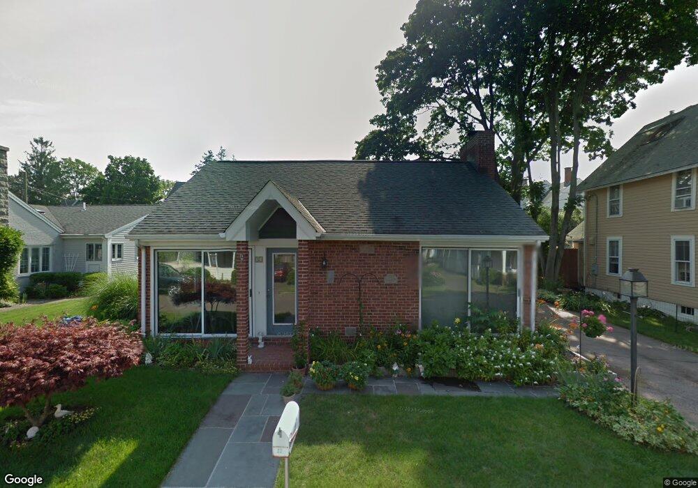 13 Crescent Bluff Ave, Branford, CT 06405 - photo 1