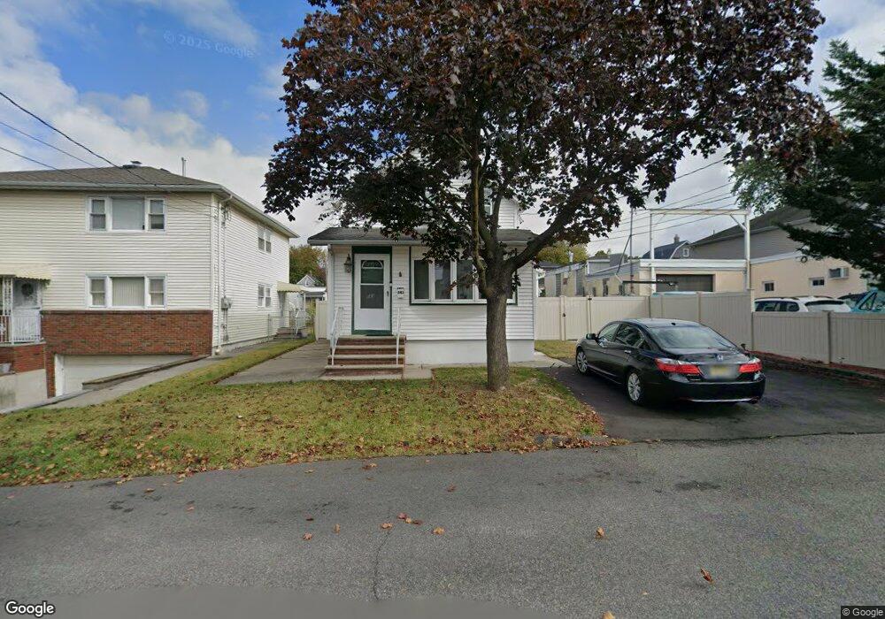 543 Gutheil Place, Lyndhurst, NJ 07071 - photo 1