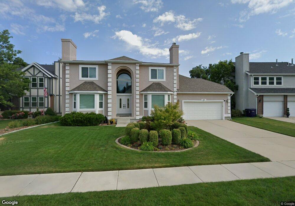1931 Stalbridge Cir, Sandy, UT 84093 - photo 1