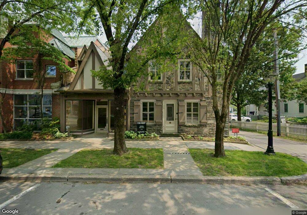 219 Broad St unit 2, Milford, PA 18337 - photo 1