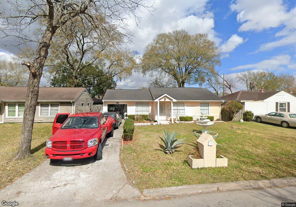 4043 Antoinette St, Houston, TX 77087 - photo 1