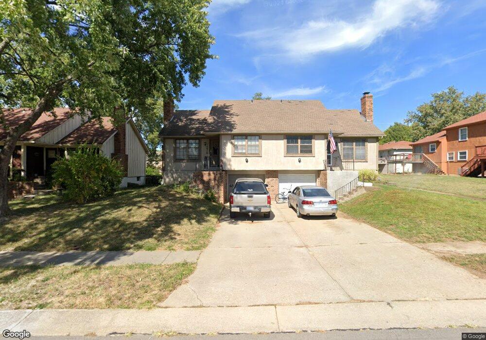 12914 W 61st Terrace, Shawnee, KS 66216 - photo 1