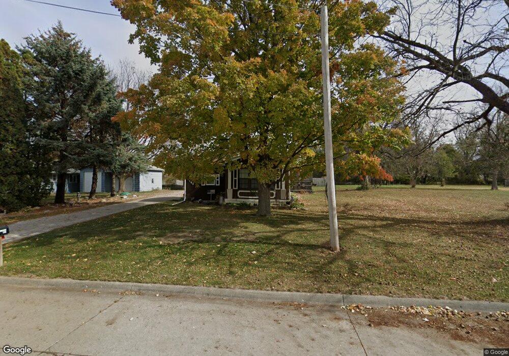 1308 E 6th St S, Newton, IA 50208 - photo 1
