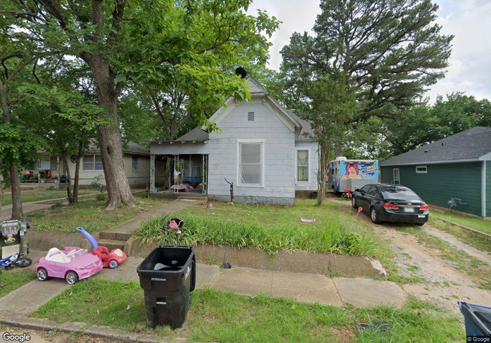 214 W Monterey St, Denison, TX 75020 - photo 1