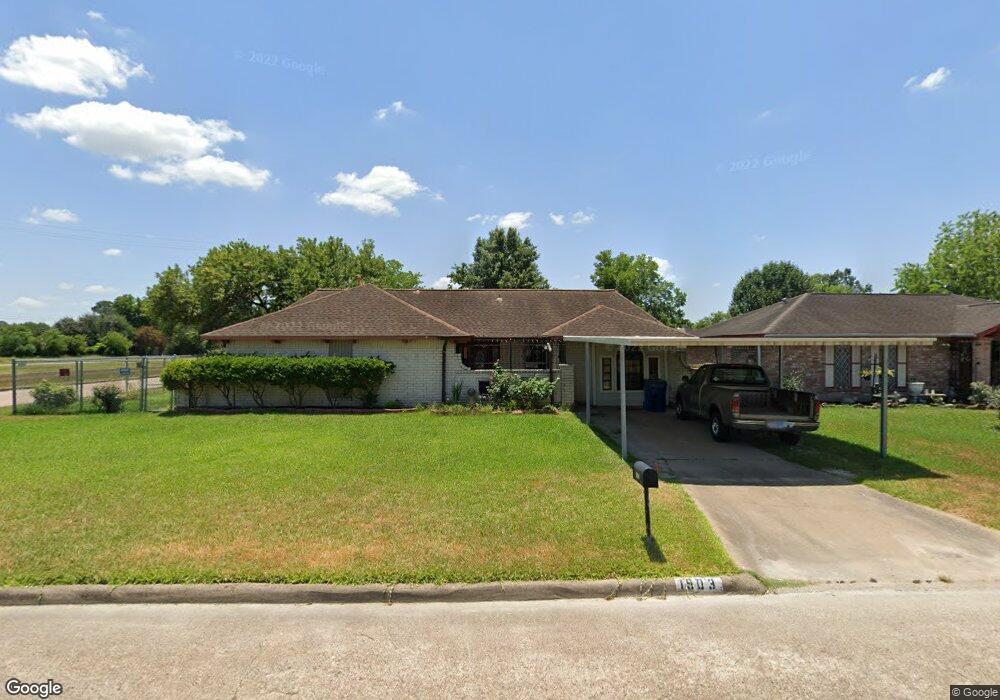 1903 Twinbrooke Dr, Houston, TX 77088 - photo 1