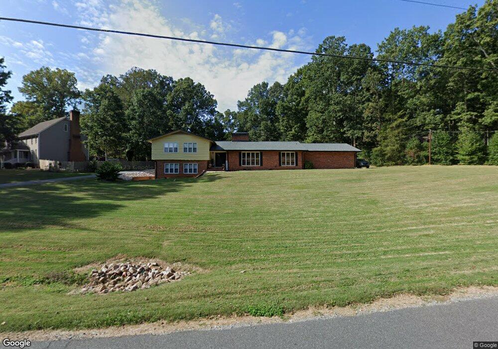 220 Gleneagles Rd E, Statesville, NC 28625 - photo 1