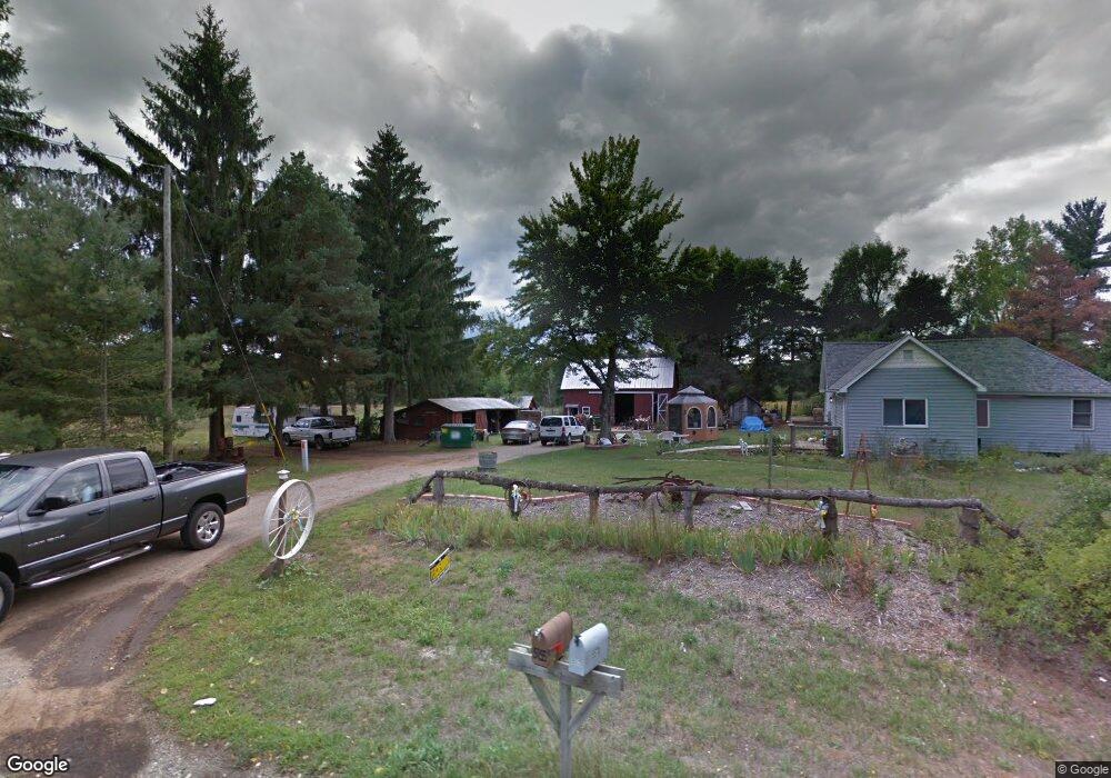 5488 Caine Rd, Vassar, MI 48768 - photo 1