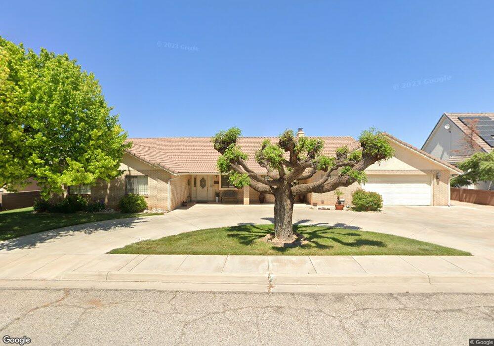 1329 Lizzie Ln, Saint George, UT 84790 - photo 1