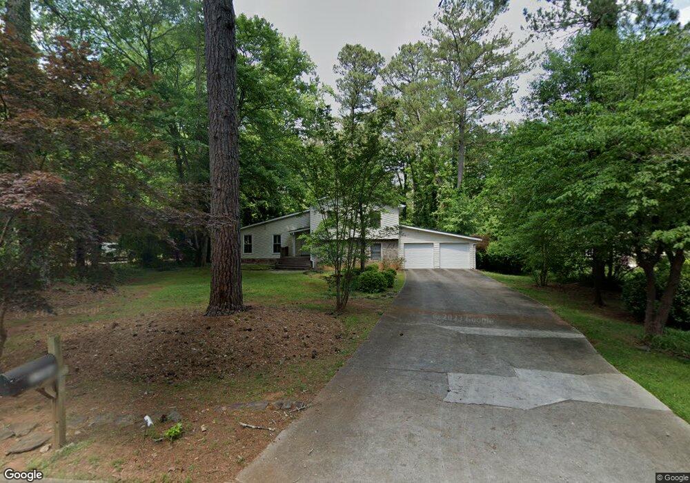 1386 Larkview Dr SW, Lilburn, GA 30047 - photo 1