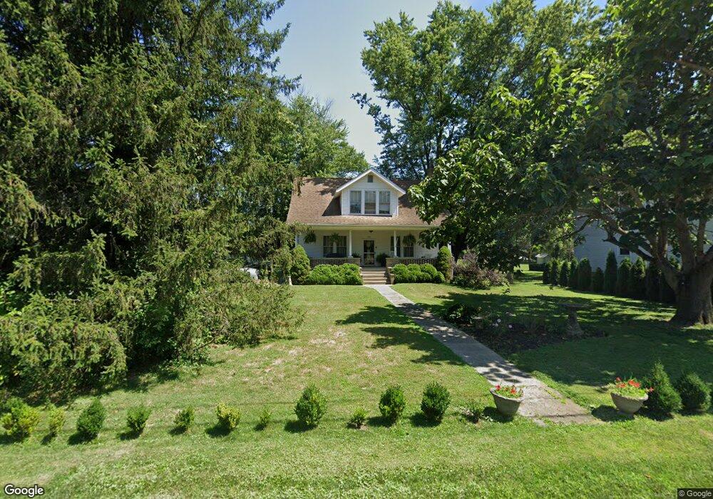 225 Maple St, Sugar Grove, OH 43155 - photo 1