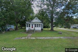 211 W Lafayette St, Avon, IL 61415