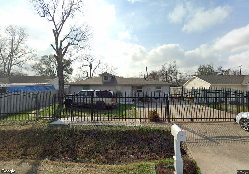 2906 Brea Crest St, Houston, TX 77093 - photo 1