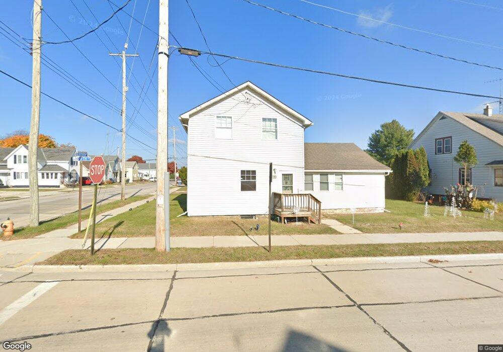 1314 20th St, Two Rivers, WI 54241 - photo 1