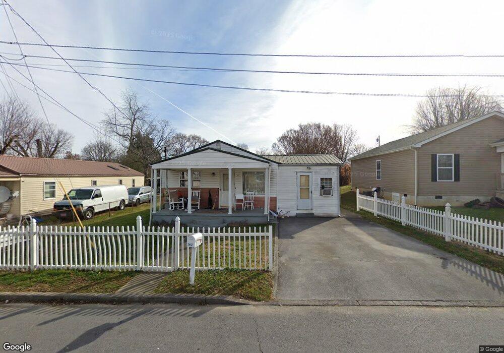 2412 Park Ave, Johnson City, TN 37601 - photo 1