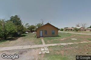 621 N 5th St, Hollis, OK 73550