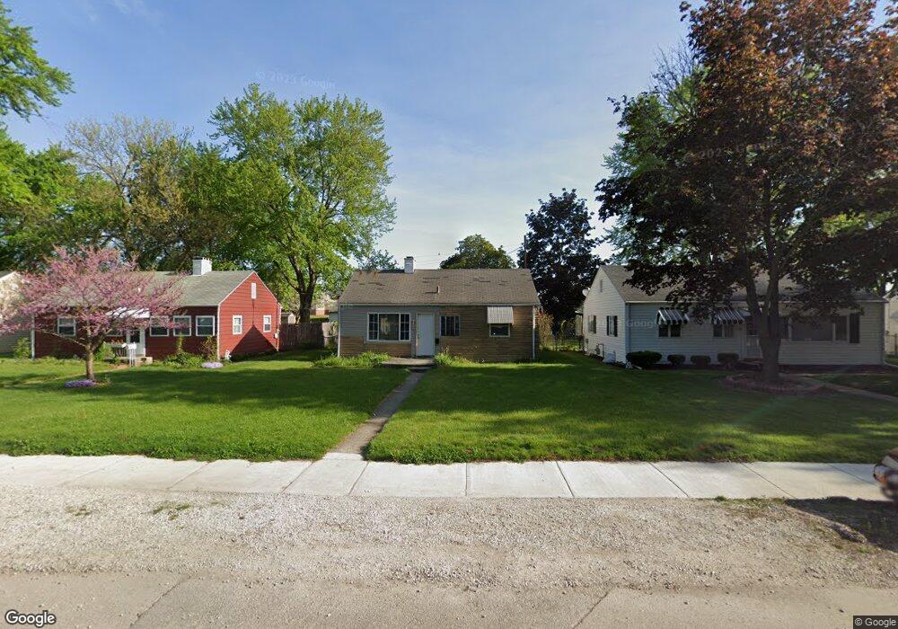 320 E Emerald St, Elkhart, IN 46514 - photo 1