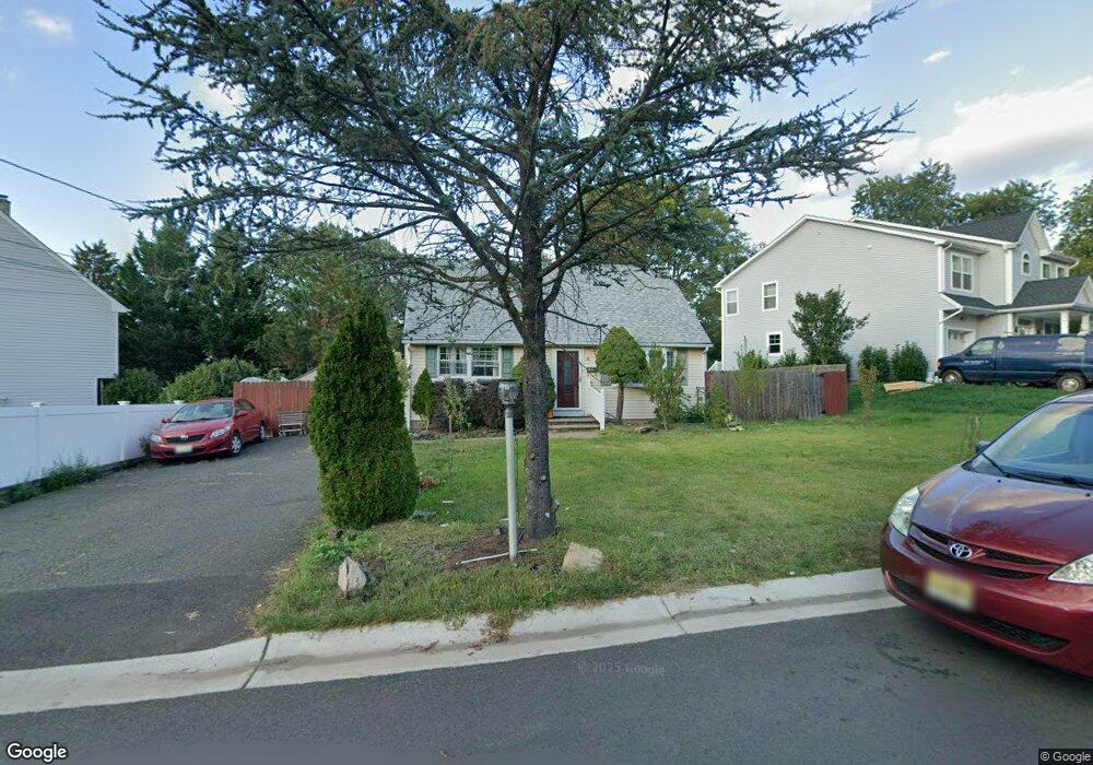 4 Halstead Rd, New Brunswick, NJ 08901 - photo 1